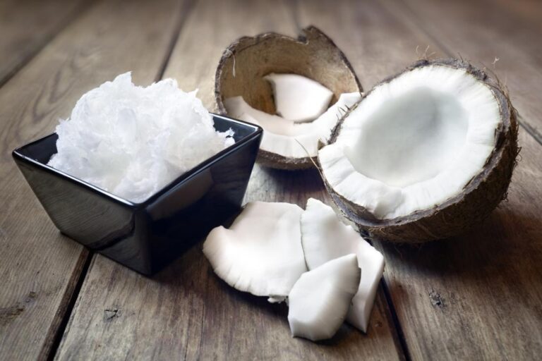 WHAT YOU NEED TO KNOW ABOUT COCONUT OIL
