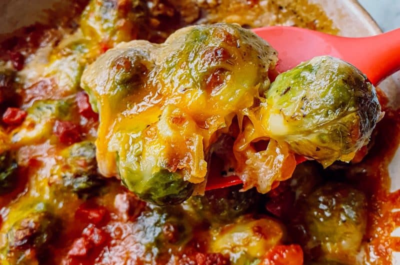 CREAMY CHEDDAR CHORIZO BRUSSELS SPROUTS (LOW FODMAP OPTION)